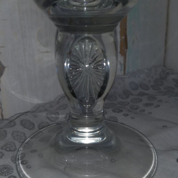 Pair of Stella Artois 33 Centiliter Beer Chalices - Picture 4 of 7